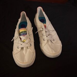 BLOWFISH Malibu White Canvas Slip On Rainbow Accent shoes Sz 8.5